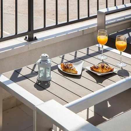 Apartment Lana - Sea View With Parking *